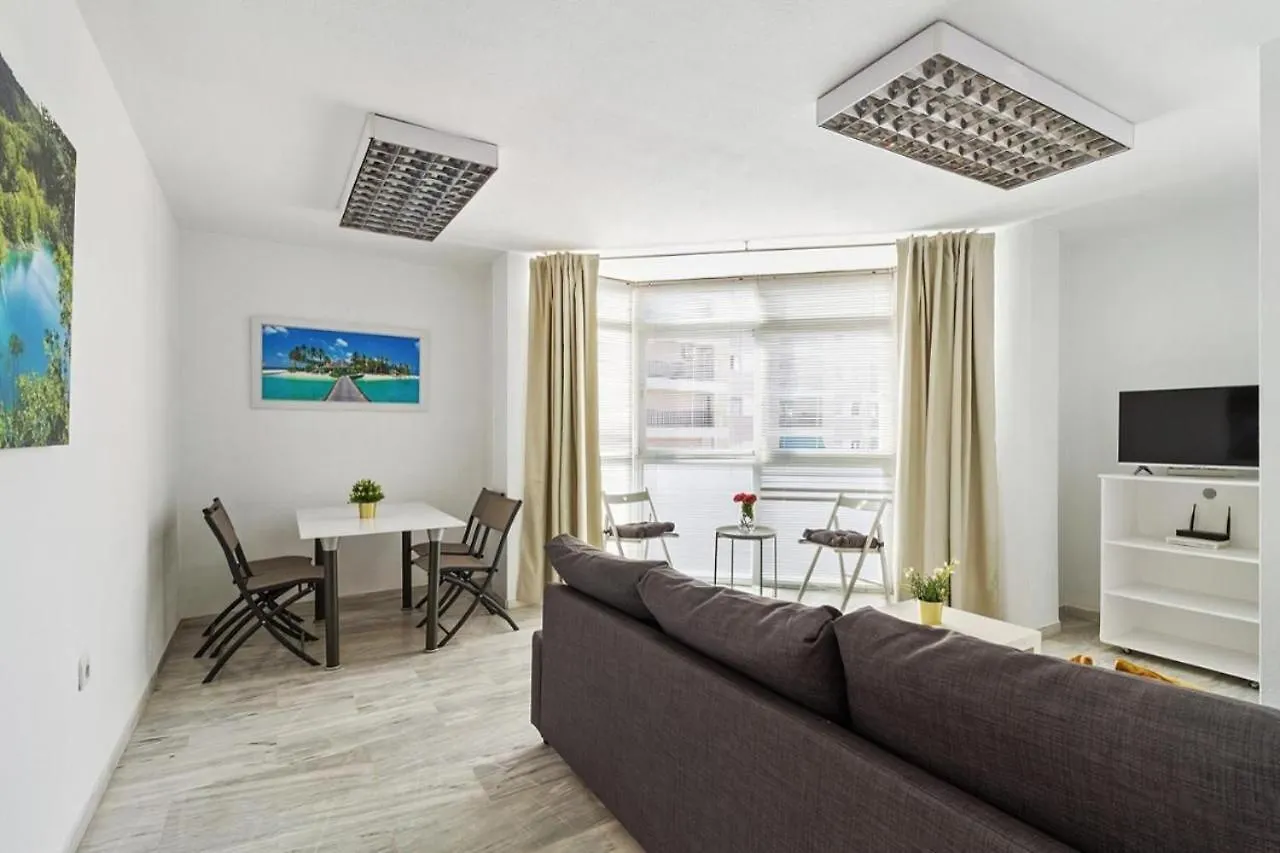 Apartamento Luminoso Cuarteles By Greensol Homes Málaga